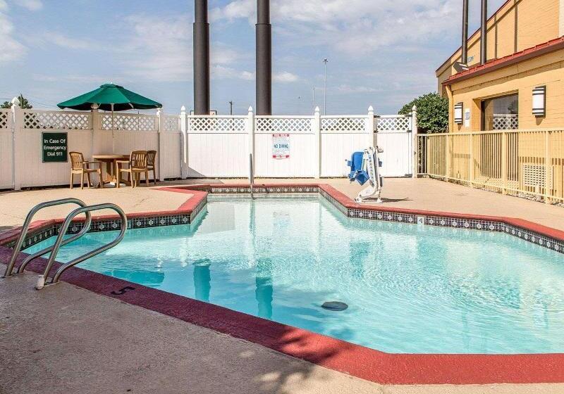 Szálloda Quality Inn Tulsa Central