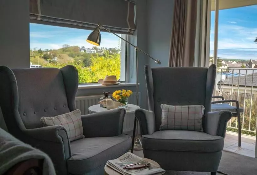 Отель Pier House