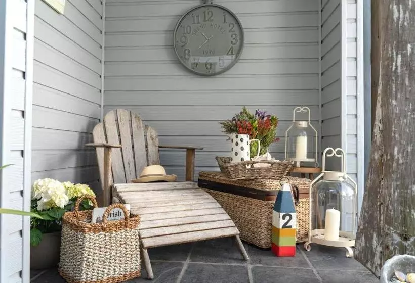 Отель Pier House