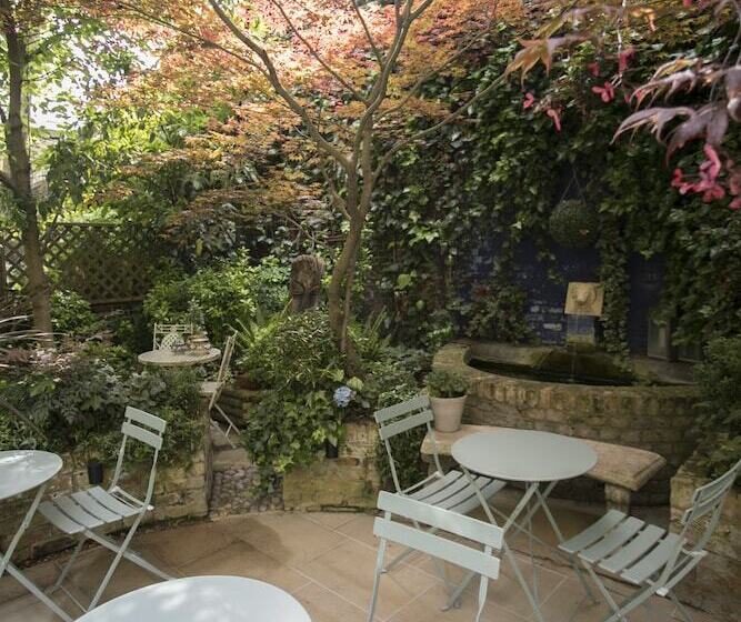 Vancouver Hotel And Studios