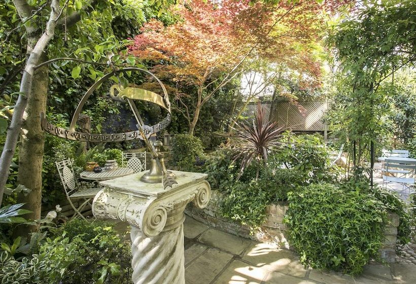 Vancouver Hotel And Studios