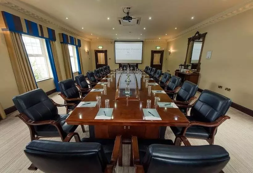 Woodford Dolmen Hotel Carlow