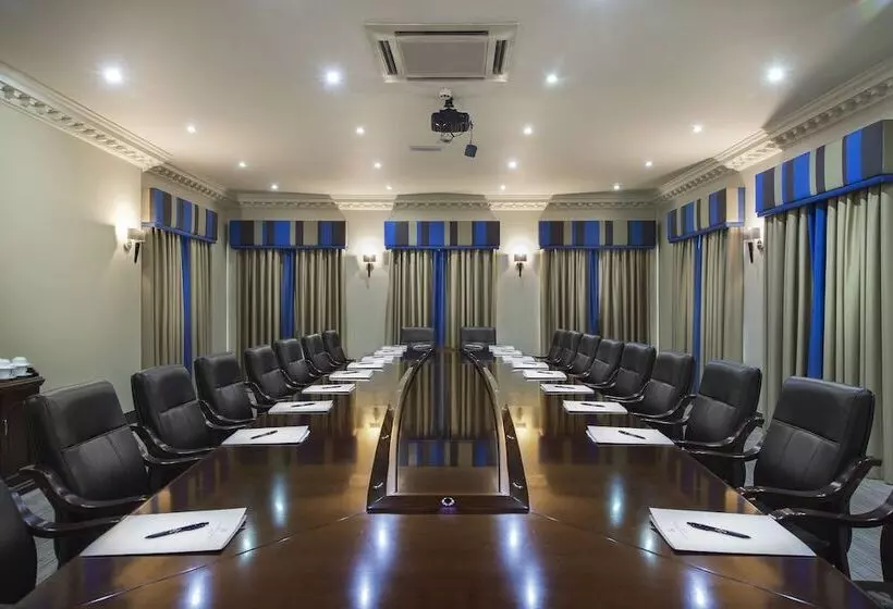 Woodford Dolmen Hotel Carlow