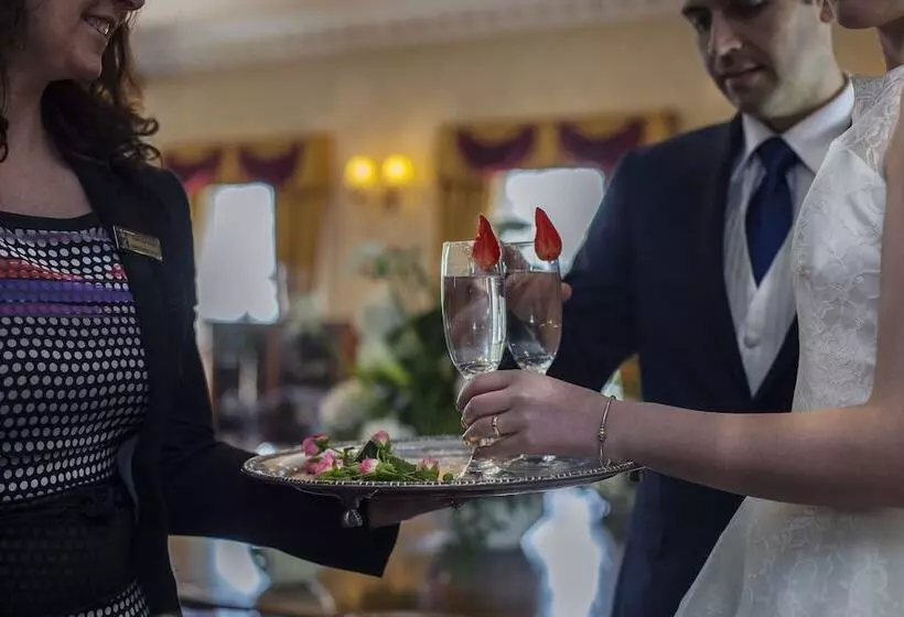 Woodford Dolmen Hotel Carlow