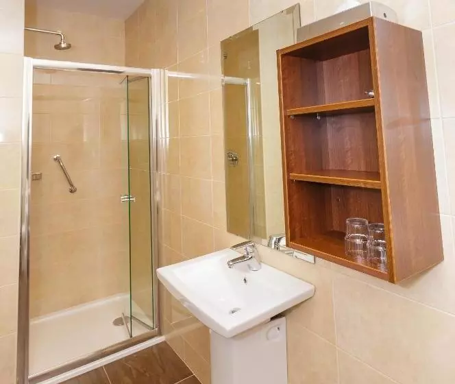 Pensione Ashville House