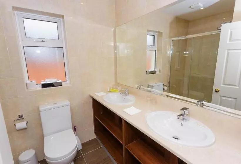 Pensione Ashville House