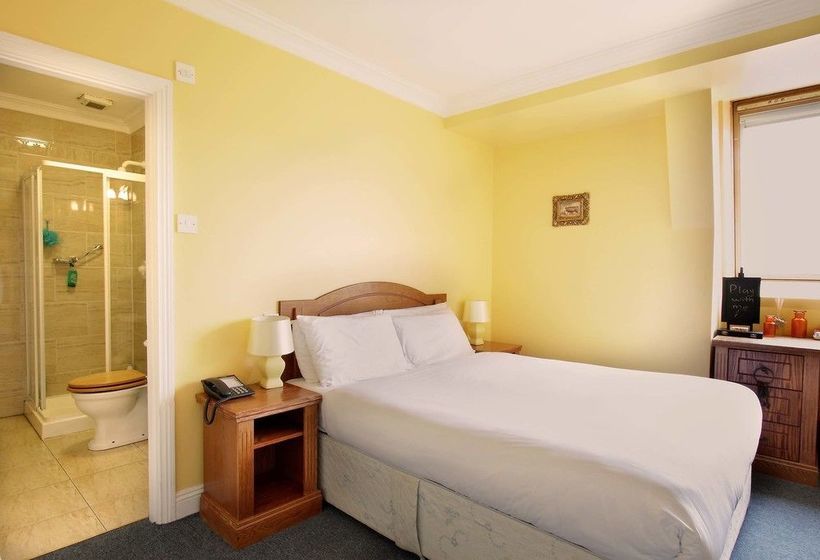 בית מלון כפרי The Sands