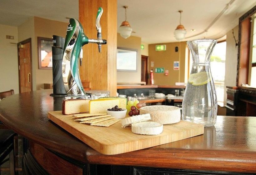 בית מלון כפרי The Sands