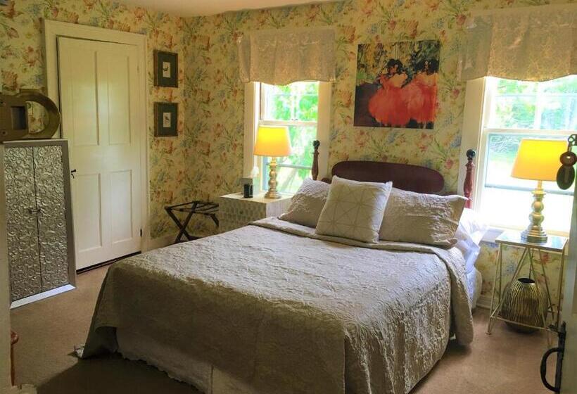 호스텔 Center Lovell Inn