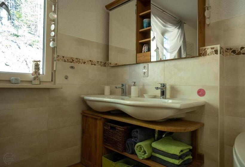 Общежитие Die Triniushütte Thüringens Schönste Aussicht