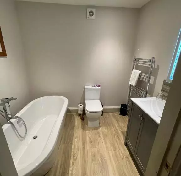 Retkeilymaja Riverside Inn, Aymestrey