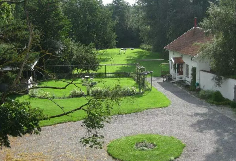 Bäcks Bed & Breakfast