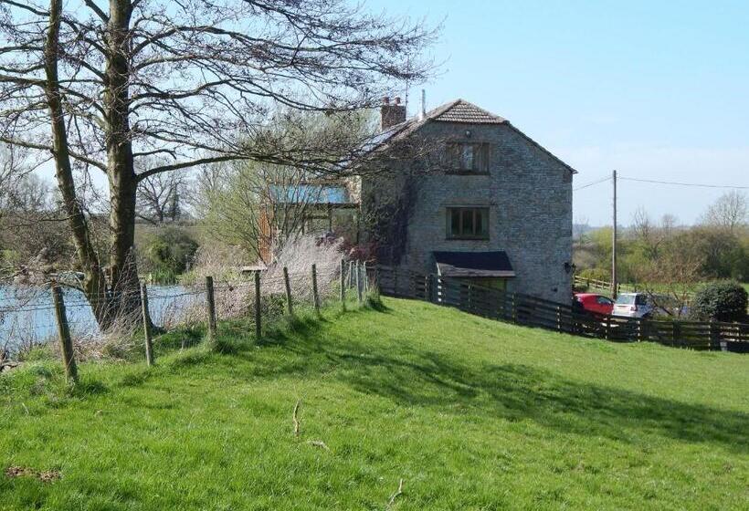 Bed and Breakfast Astwell Mill