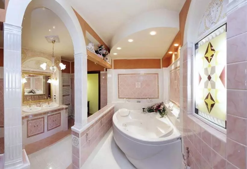 Aamiaismajoitus (B&B) Borgo Dei Sensi