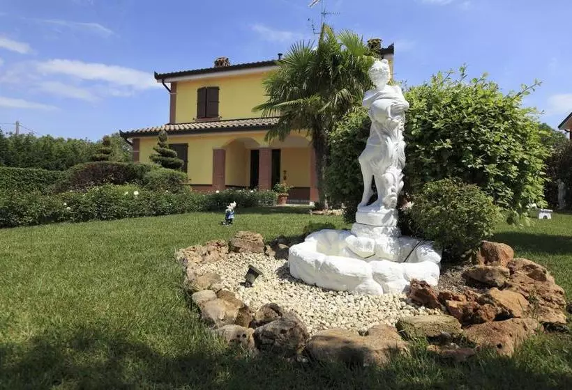 Aamiaismajoitus (B&B) Borgo Dei Sensi