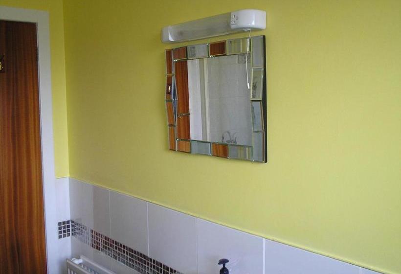 Aamiaismajoitus (B&B) East Brae Cottage