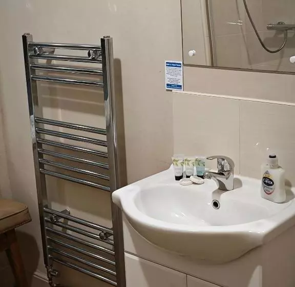 Aamiaismajoitus (B&B) The Fountain