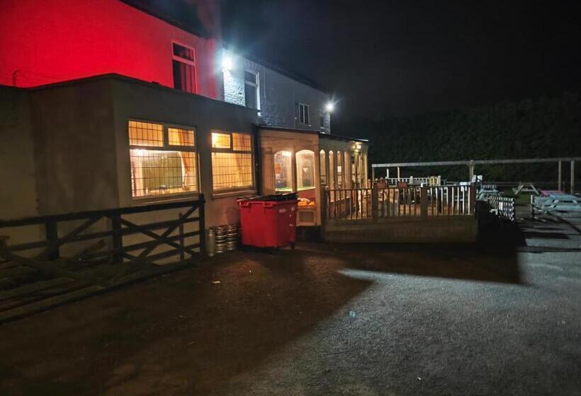 مبيت وإفطار The Fountain