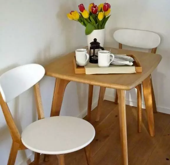 Aamiaismajoitus (B&B) The Suites At Pannells Ash