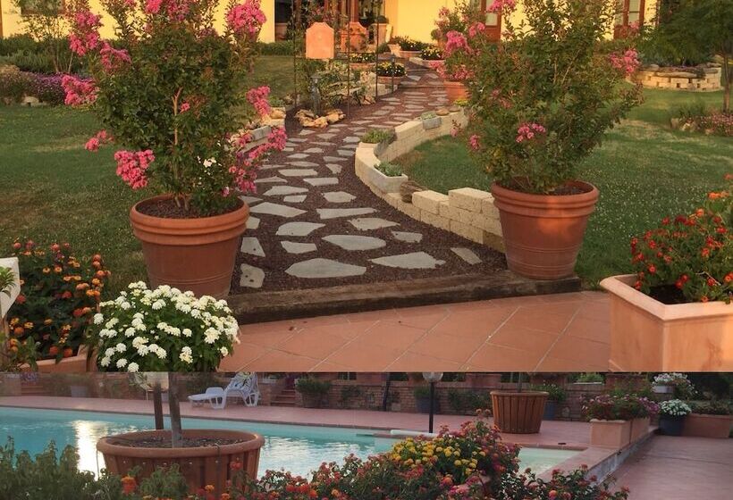 ホテル Agriturismo Le Rondinelle