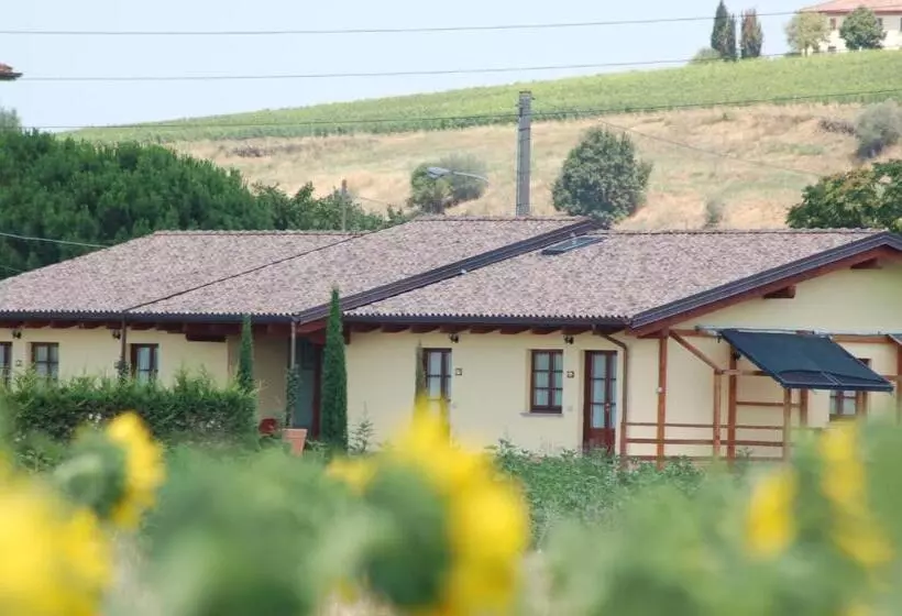 ホテル Agriturismo Le Rondinelle