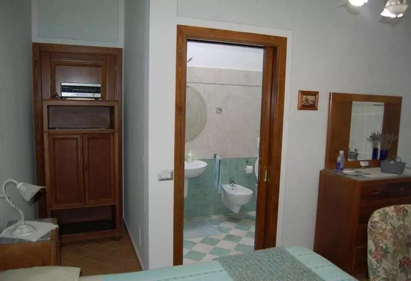 ホテル Agriturismo Le Rondinelle