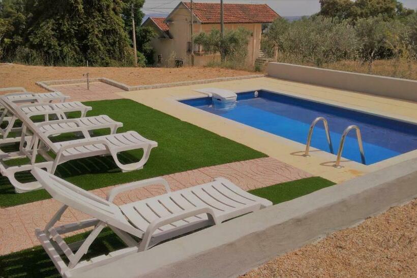 Отель Alojamento Rural De Vales