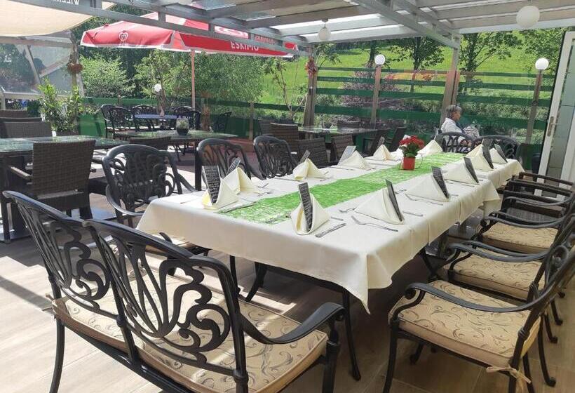 酒店 Gasthof Klug Zum Ehrensepp