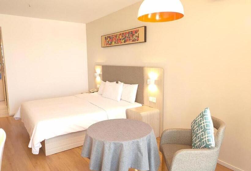 Hanting Hotel Ordos Kangbashi Municipal Government