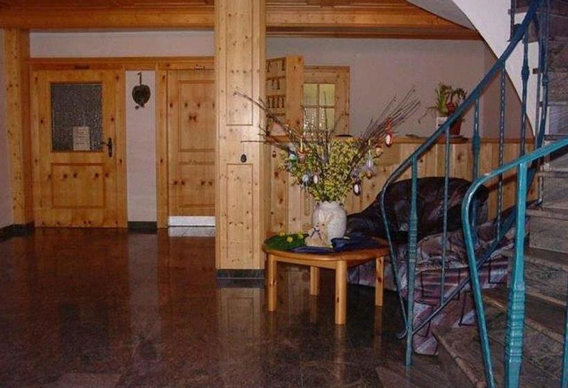 ホテル Gasthof Zum Schützen