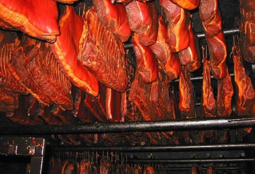 ホテル Gasthof Zum Schützen