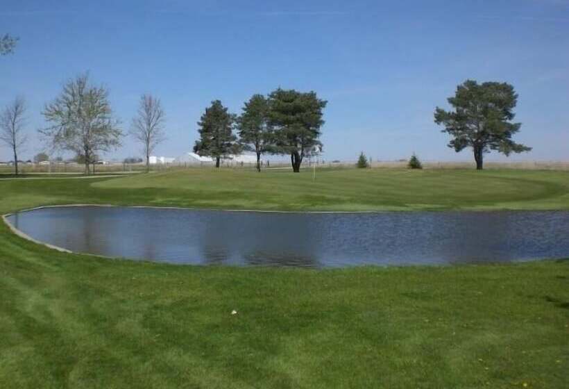 Sandhills Guest House Motel