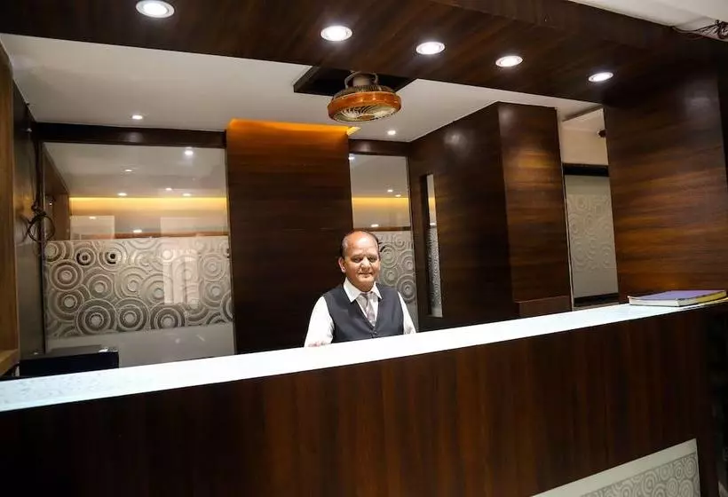 Hotelli Madhuvan International By Amoghraj