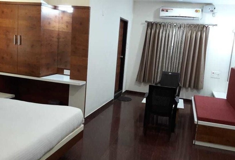 酒店 Madhuvan International By Amoghraj