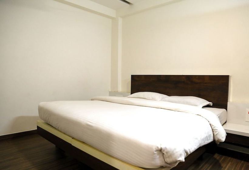 酒店 Madhuvan International By Amoghraj