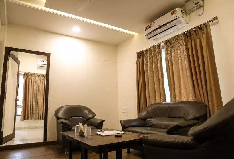 Hotelli Madhuvan International By Amoghraj