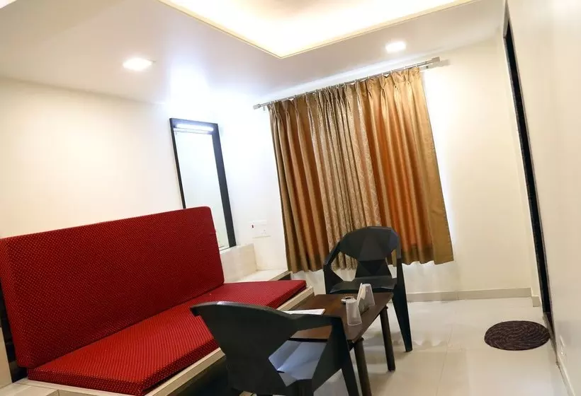 Hotelli Madhuvan International By Amoghraj