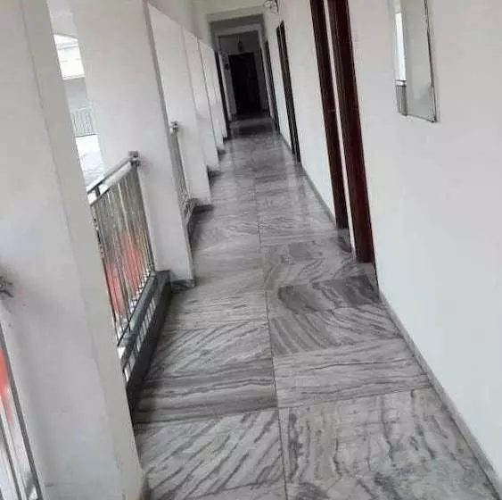 Hotelli Madhuvan International By Amoghraj