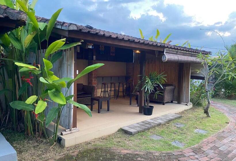 فندق Ubud Backpacker Hostel
