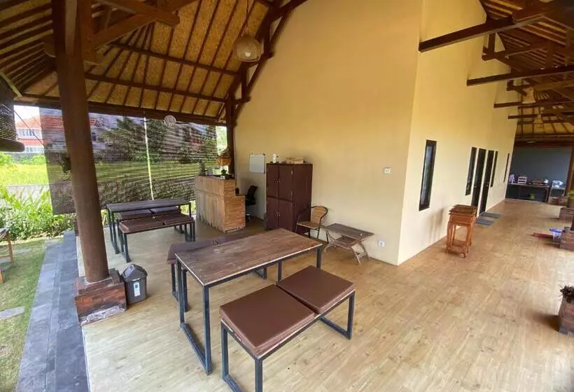 Hotelli Ubud Backpacker Hostel