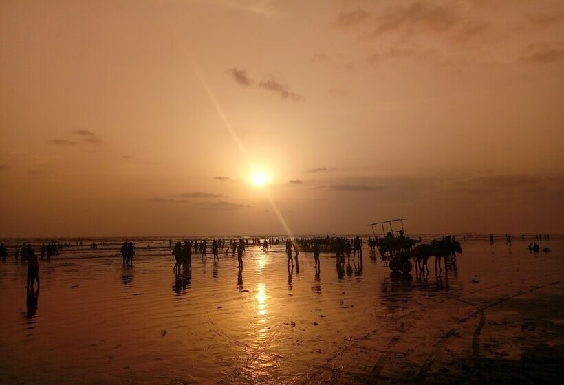 酒店 Tranquil Coast Resorts