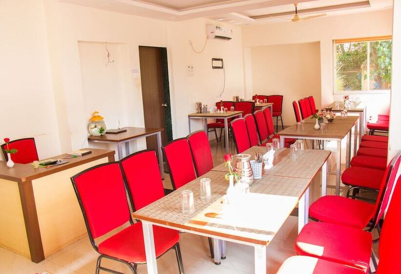 酒店 Tranquil Coast Resorts