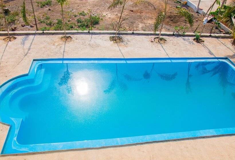 酒店 Tranquil Coast Resorts