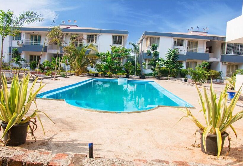 酒店 Tranquil Coast Resorts