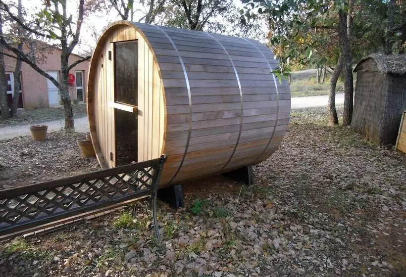 ホテル La Colline Des Ocres Village De Vacances 3 étoiles