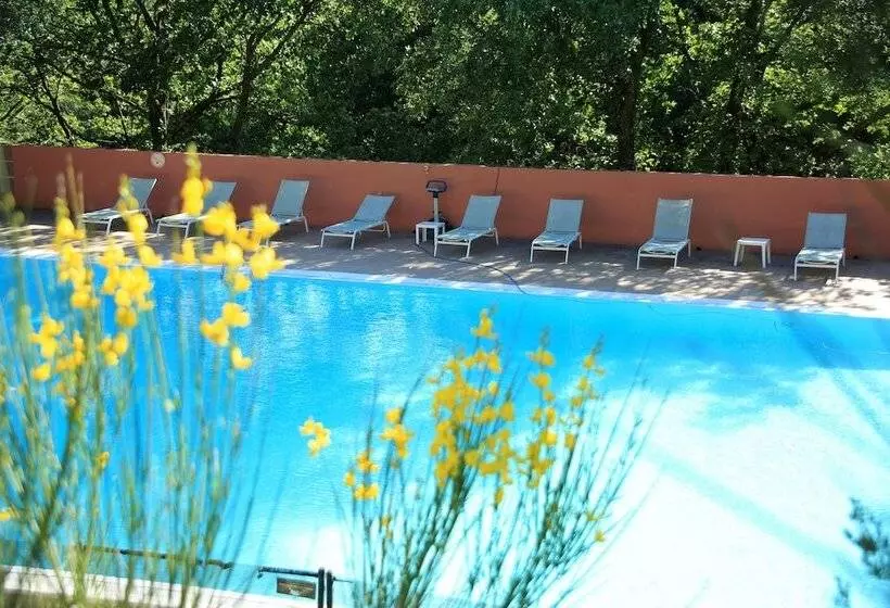 ホテル La Colline Des Ocres Village De Vacances 3 étoiles