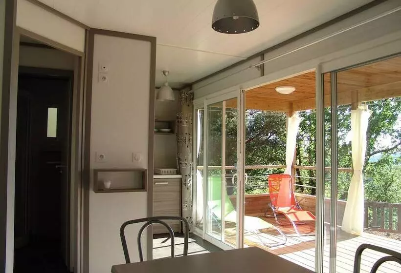 ホテル La Colline Des Ocres Village De Vacances 3 étoiles