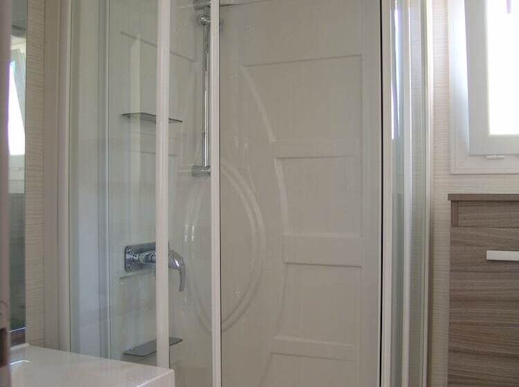 בית מלון כפרי La Colline Des Ocres Village De Vacances 3 étoiles