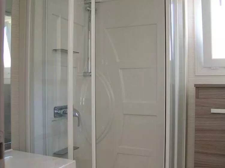 ホテル La Colline Des Ocres Village De Vacances 3 étoiles