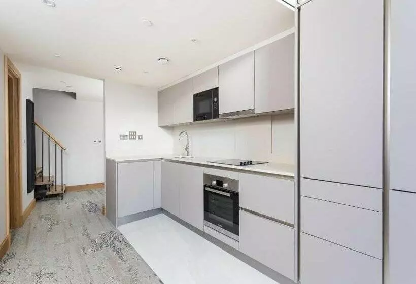 Sanctum Belsize Road